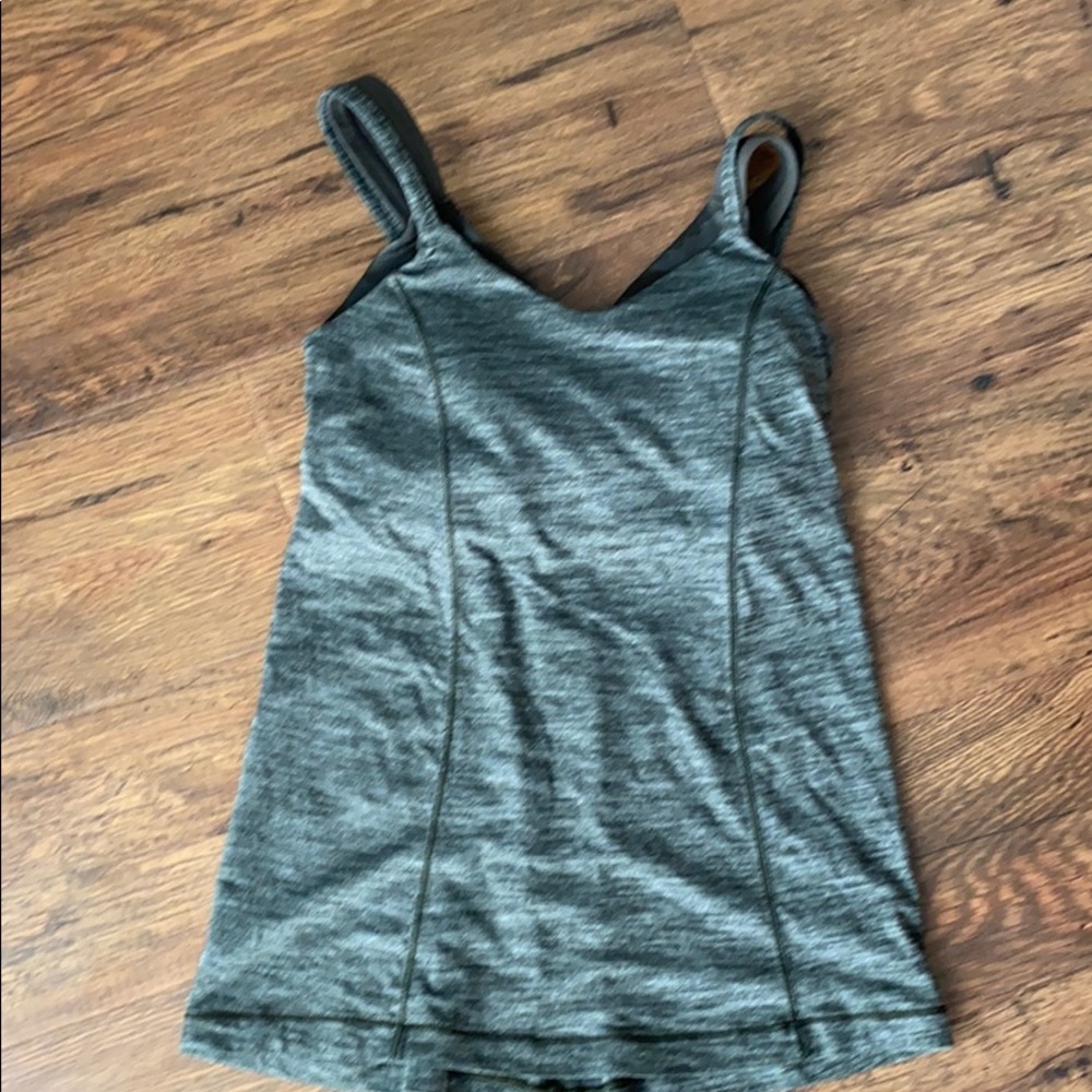 Workout Top with shell bra